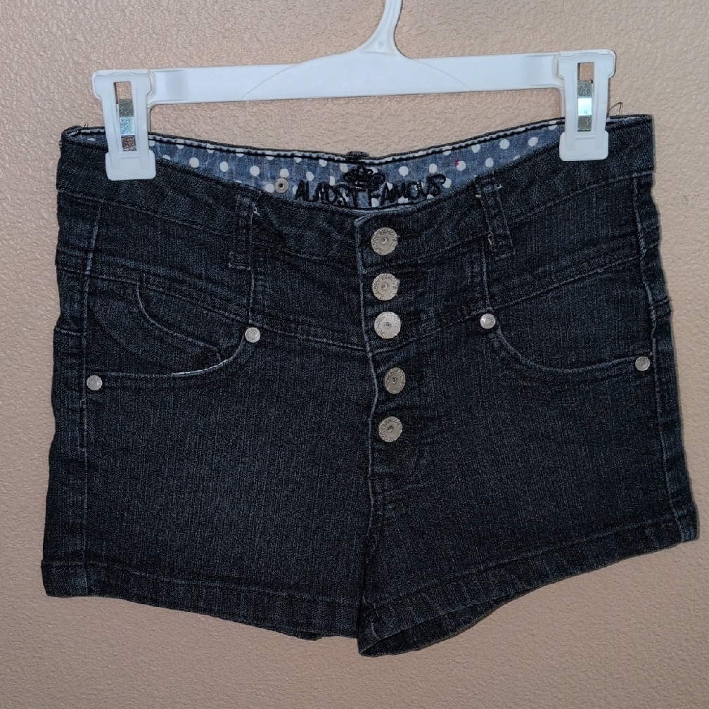 Almost Famous Dark Blue Jean Shorts With Button Detail